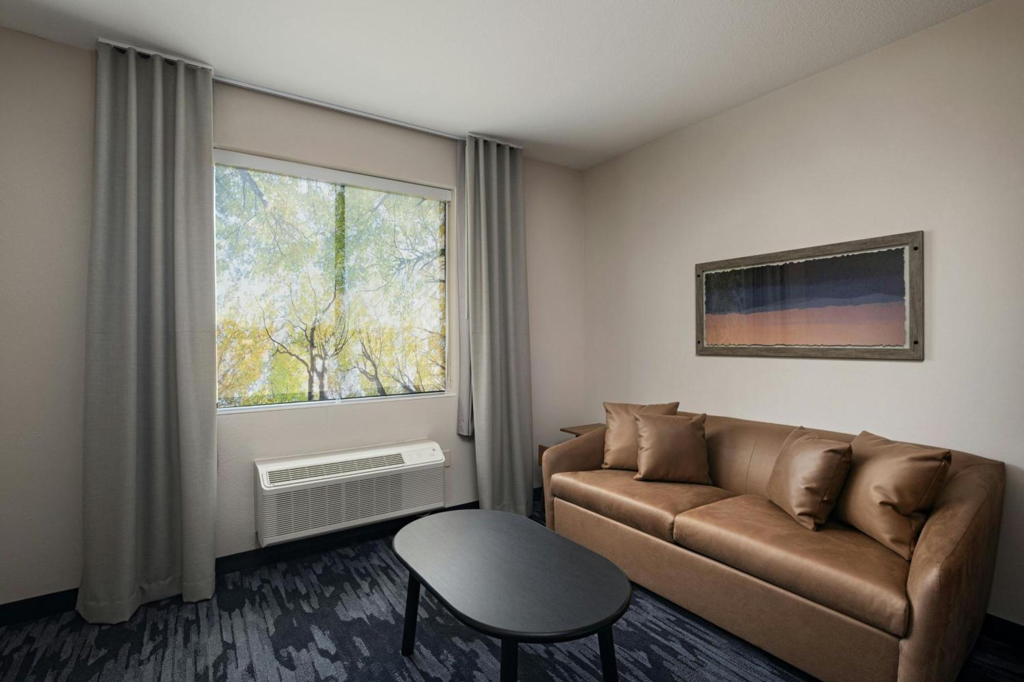 Fairfield By Marriott Inn & Suites Хилсбъро Екстериор снимка